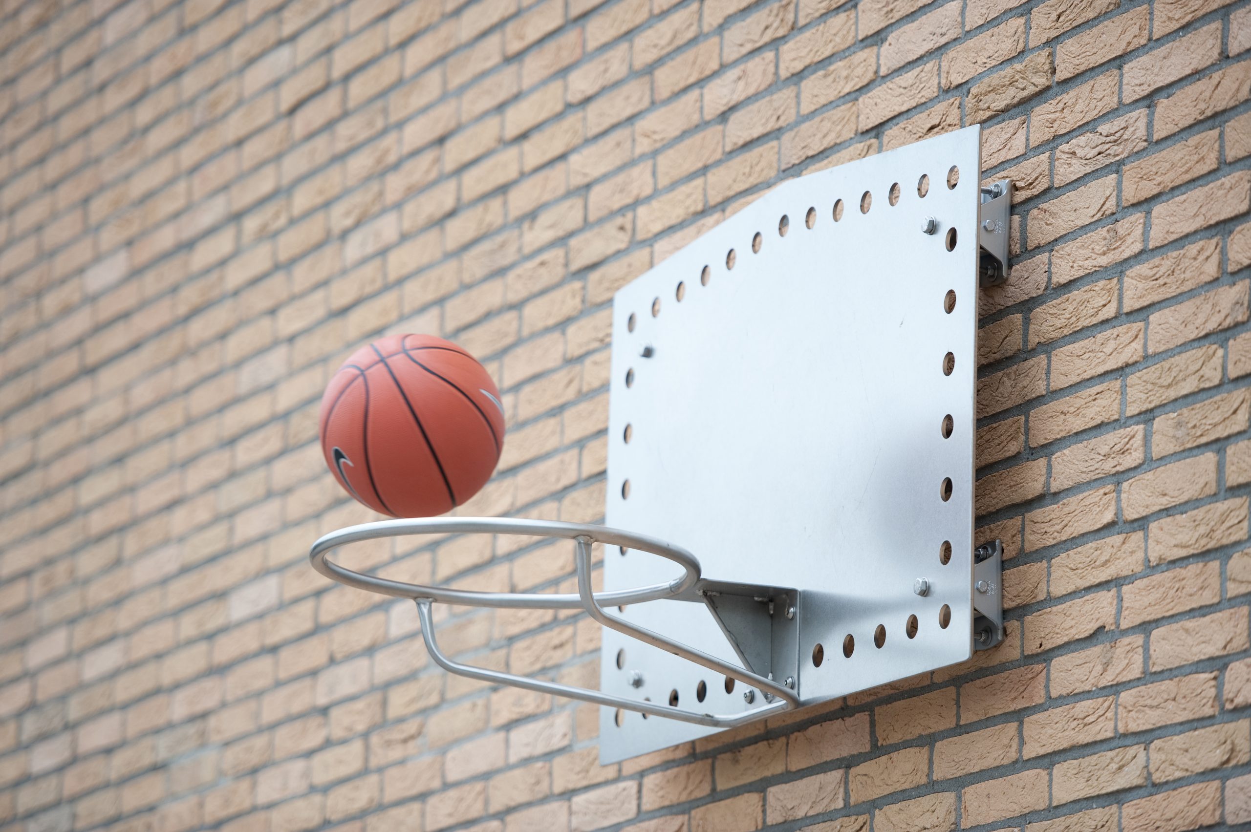doos gemeenschap gebed Basketball board wall | IJslander | Urban sport and play solutions