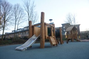 Robinia houten speeltoestellen IJslander